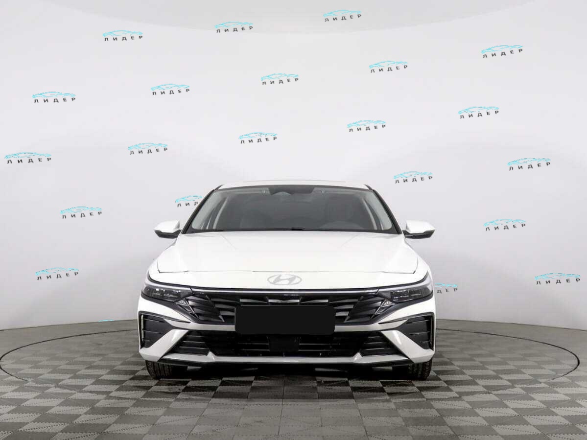 Б/У Хендай Елантра 2024 года. Фото: #1