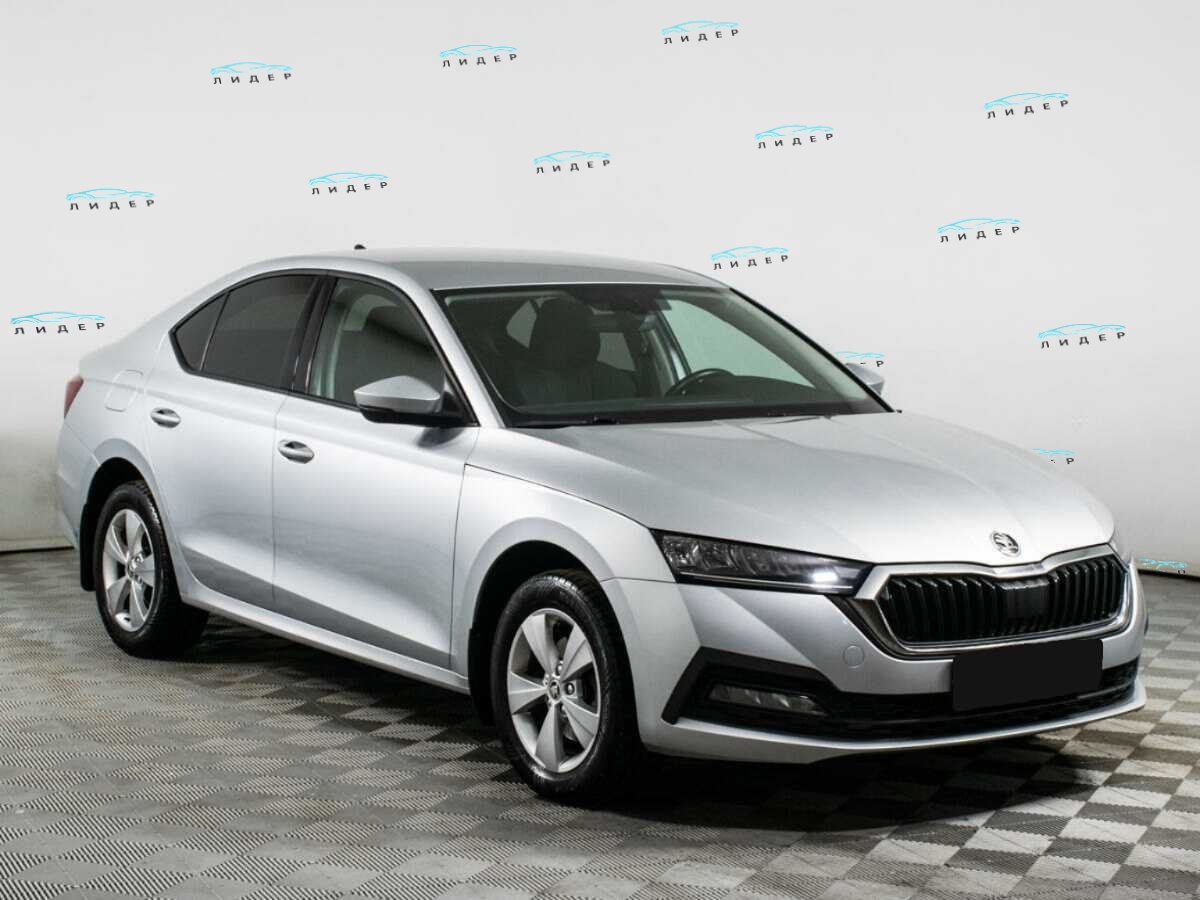 Б/У Шкода Октавия 2021 года. Фото: #2