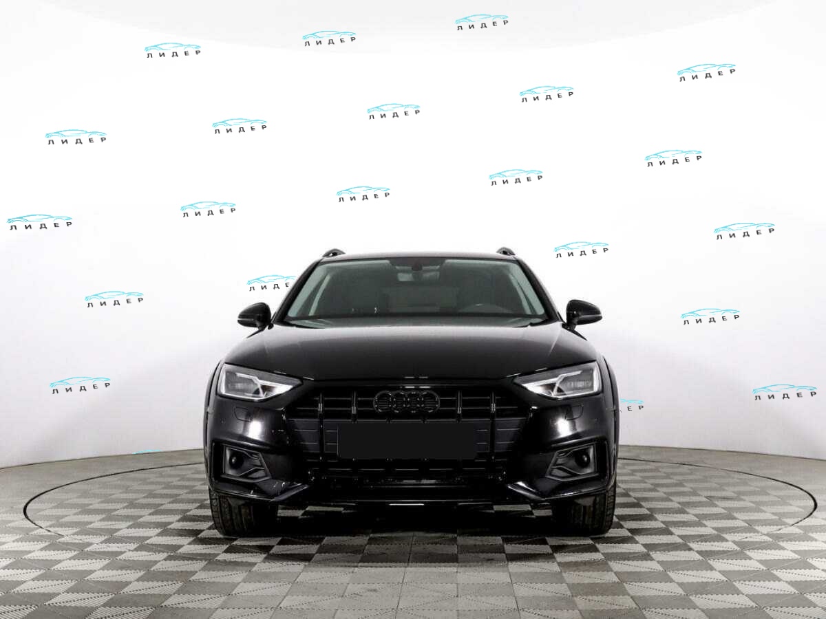 Б/У Ауди А4 Аллроад 2020 года. Фото: #1