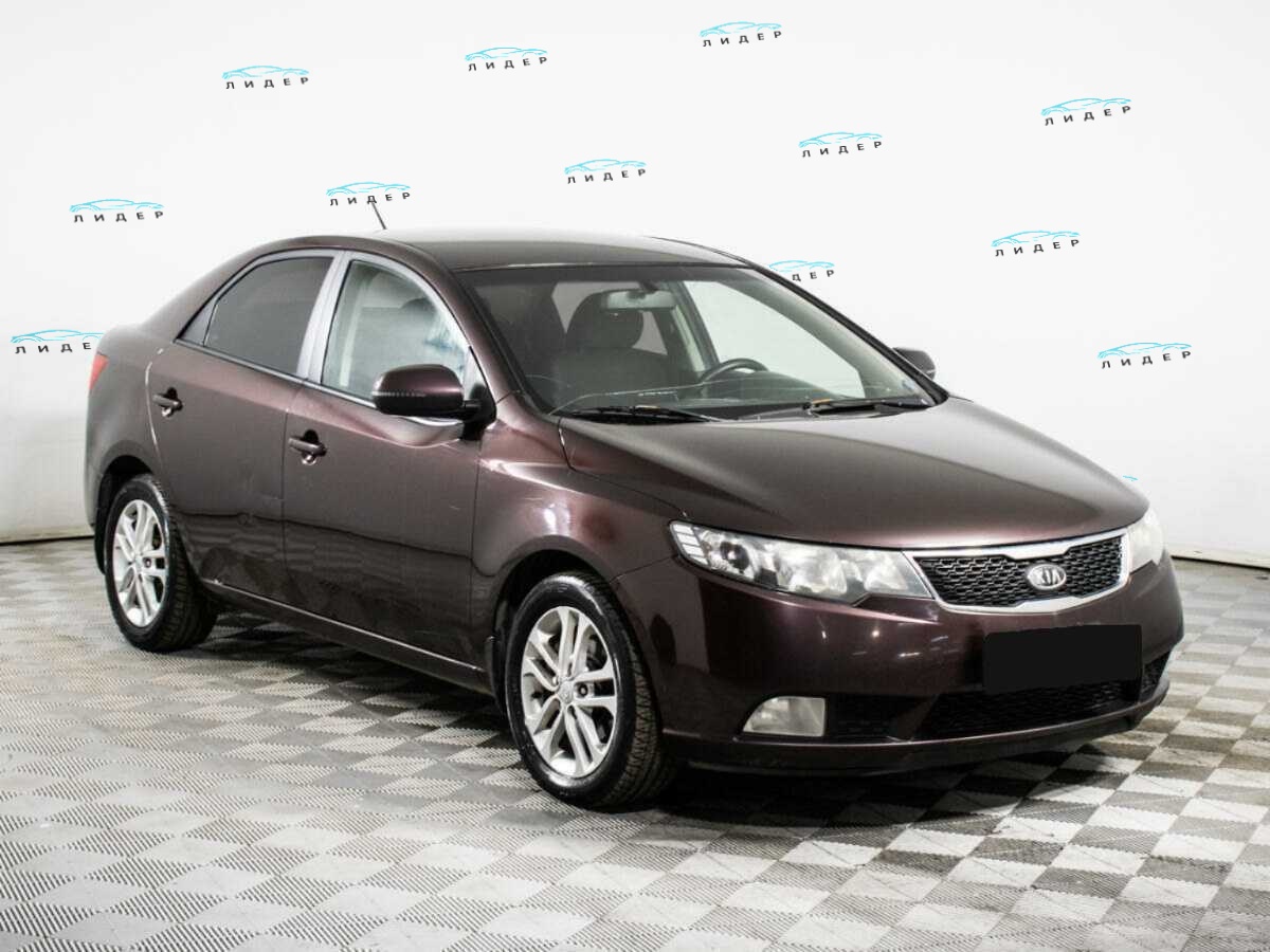 Б/У Киа Церато 2010 года. Фото: #2