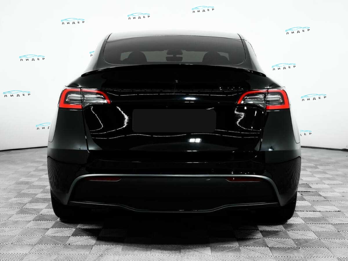 Б/У Тесла Модел У 2021 года. Фото: #5