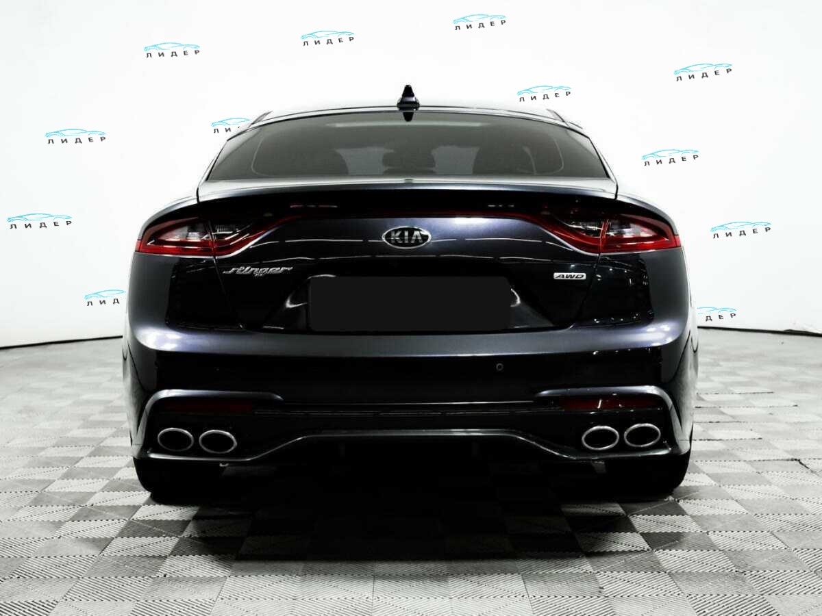 Б/У Киа Стингер 2018 года. Фото: #4