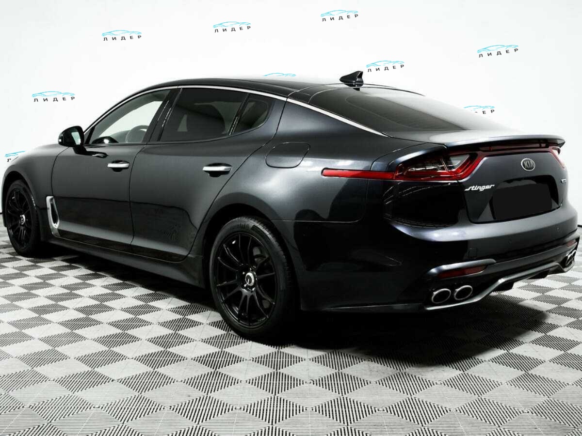 Б/У Киа Стингер 2018 года. Фото: #5