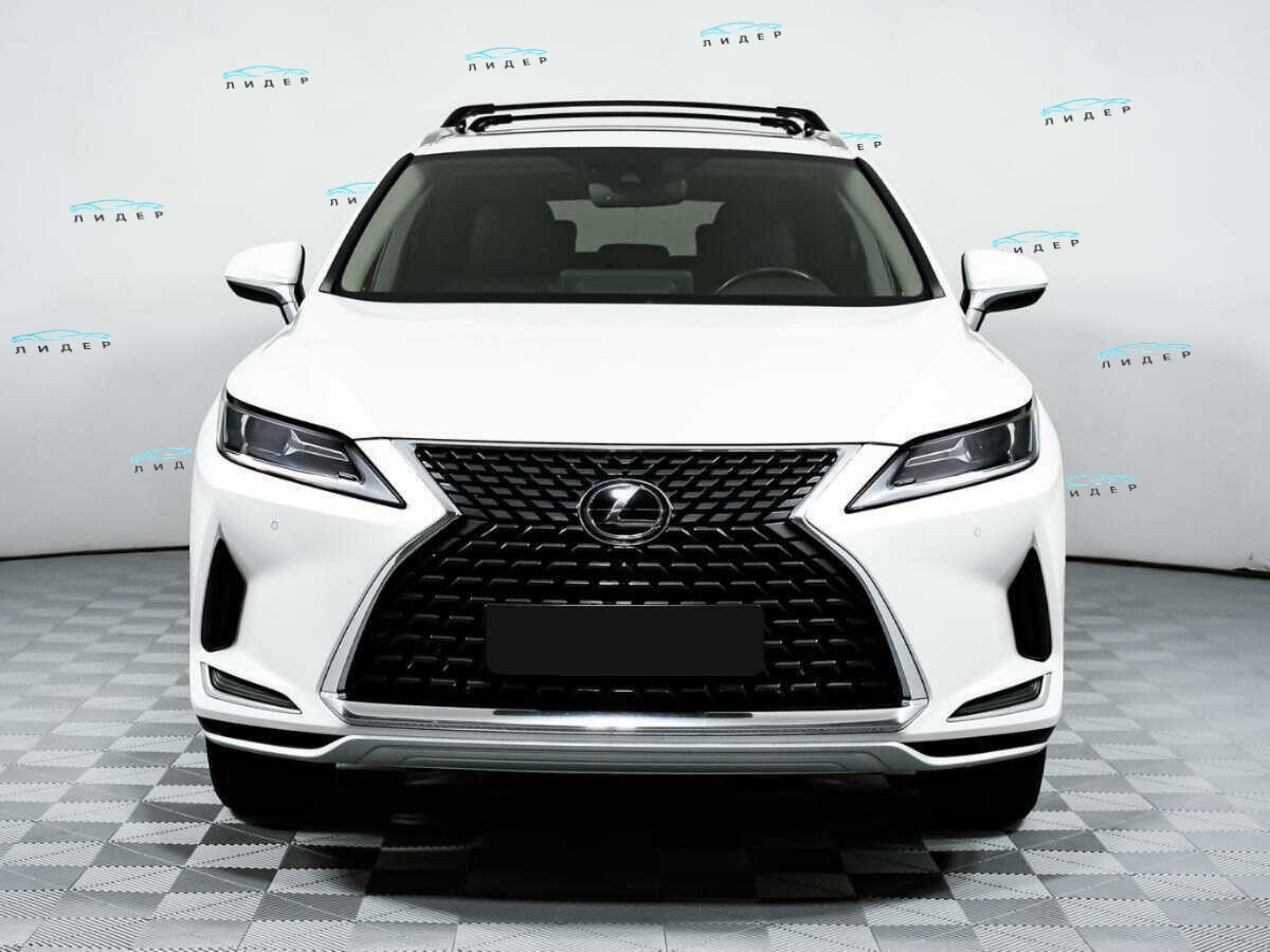 Б/У Лексус Р-Икс 2019 года. Фото: #1