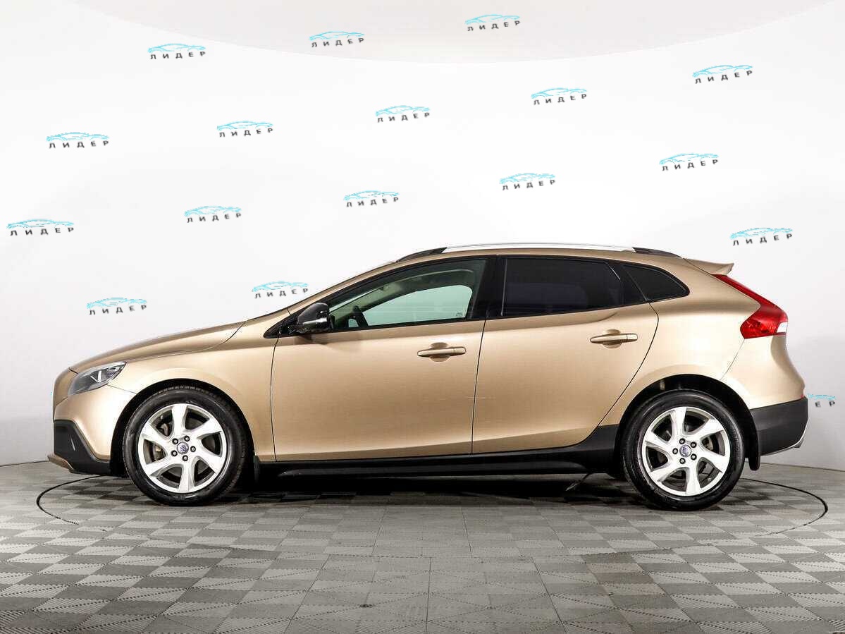 Б/У Вольво В40 Кросс Кантри 2014 года. Фото: #7