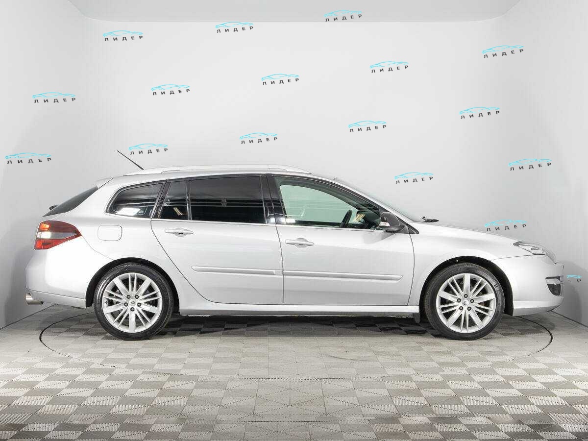 Б/У Рено Лагуна 2008 года. Фото: #3