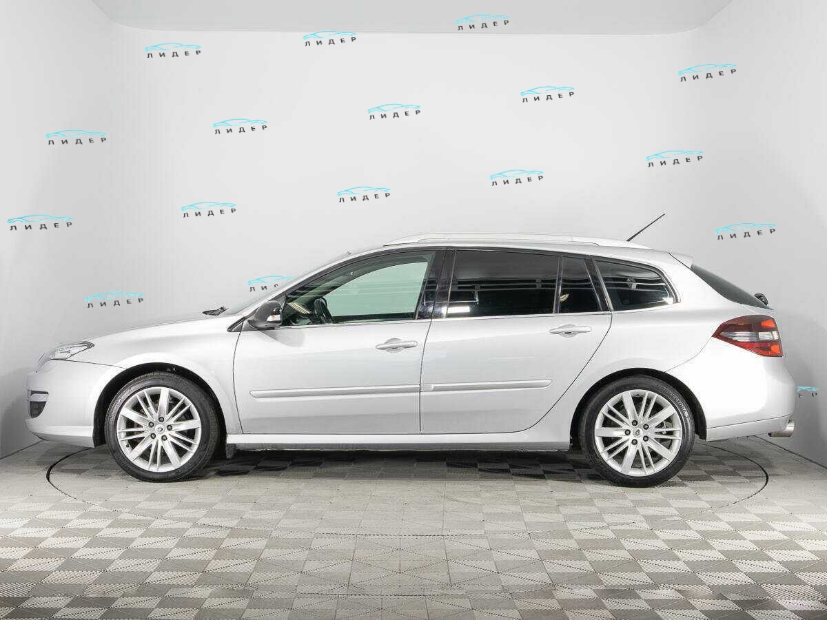 Б/У Рено Лагуна 2008 года. Фото: #7