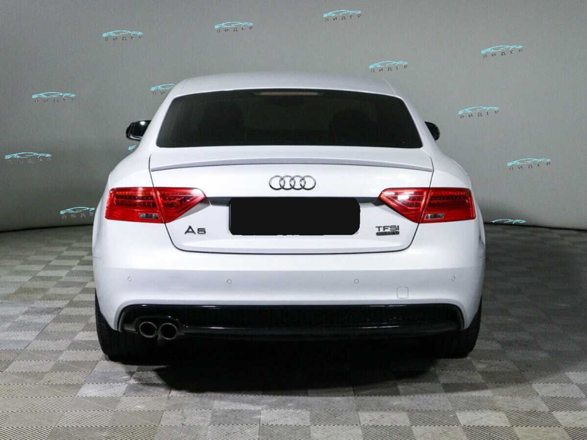 Б/У Ауди А5 2016 года. Фото: #4