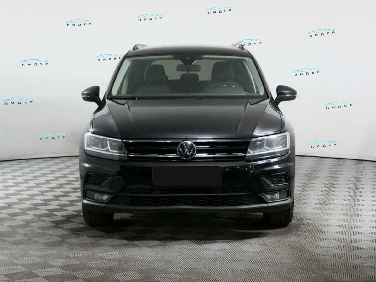 Б/У Фольксваген Тигуан 2020 года. Фото: #1