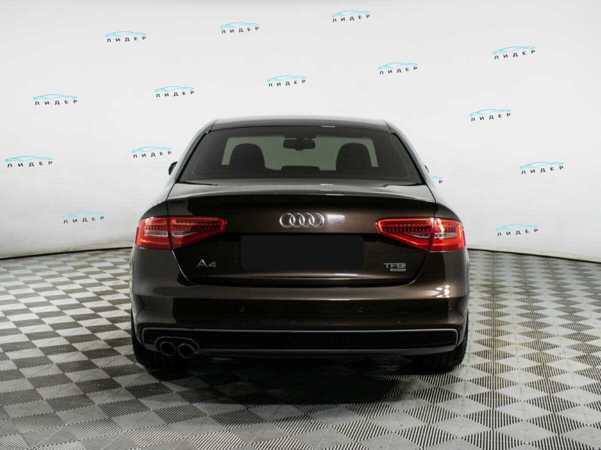 Б/У Ауди А4 2014 года. Фото: #4
