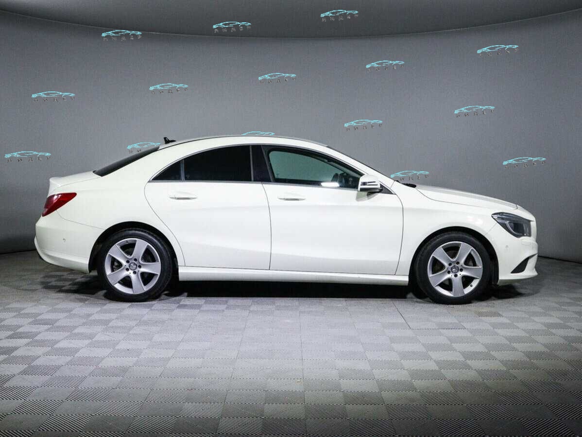 Б/У Мерседес-Бенц КЛА 2013 года. Фото: #3