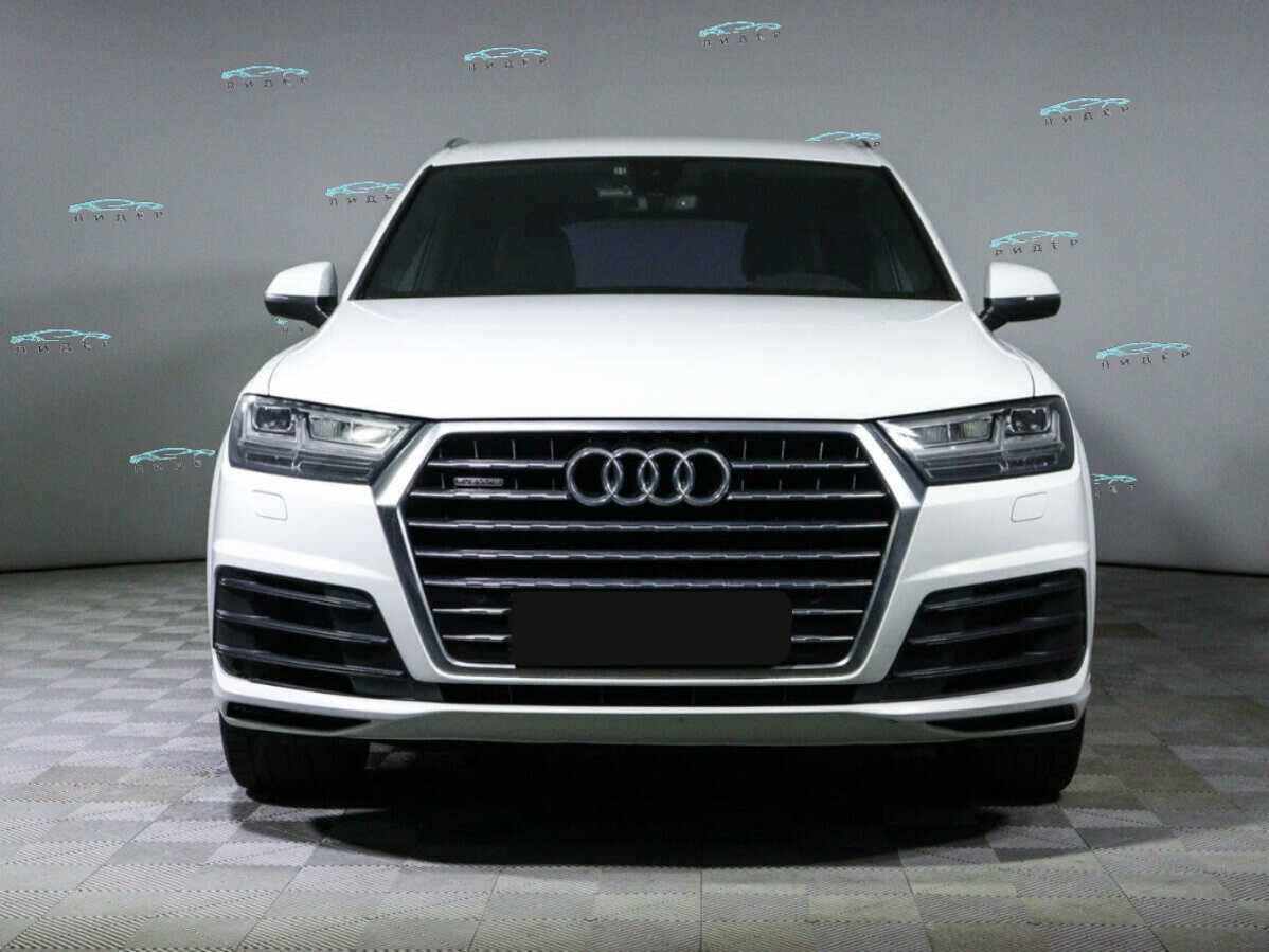 Б/У Ауди К7 2015 года. Фото: #1