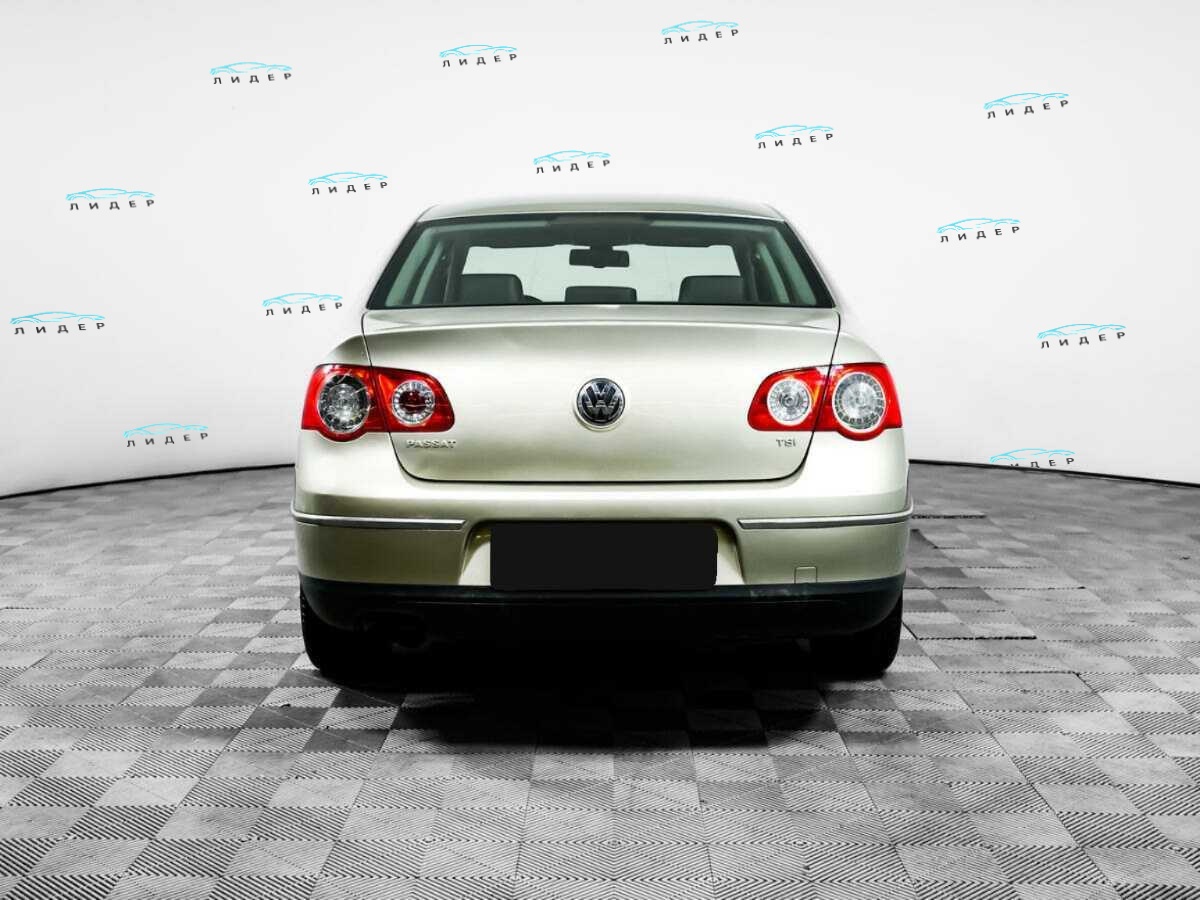 Б/У Фольксваген Пассат 2008 года. Фото: #5