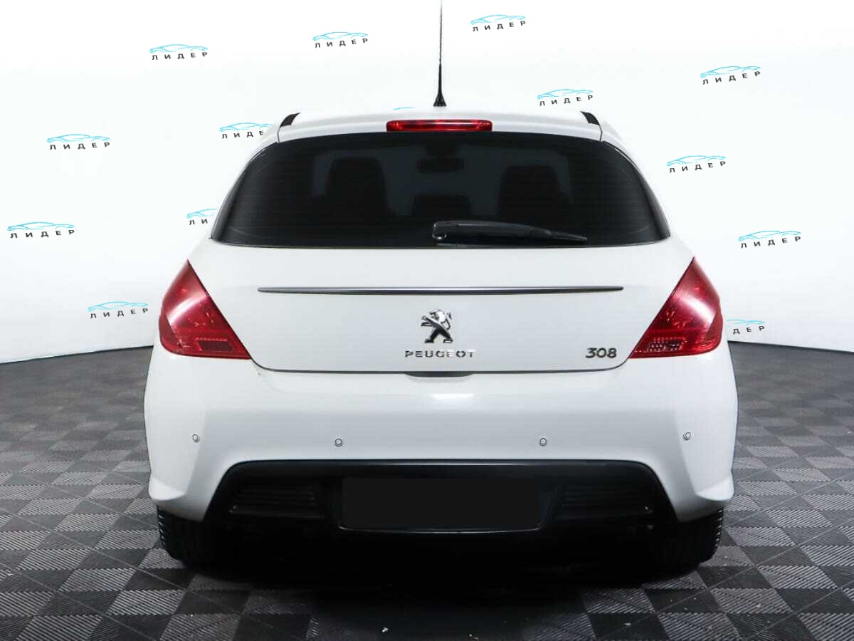 Б/У Пежо 308 2011 года. Фото: #5