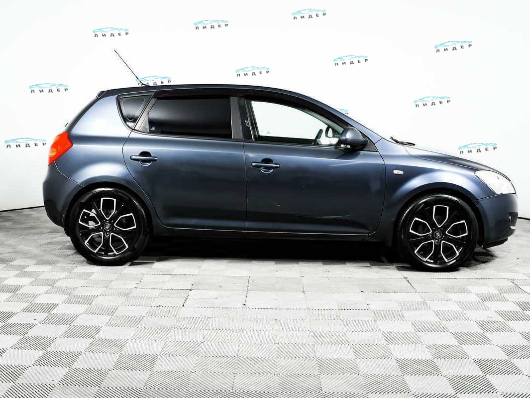 Б/У Киа Сид 2009 года. Фото: #3