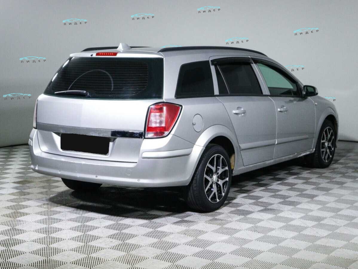 Б/У Опель Астра 2008 года. Фото: #3