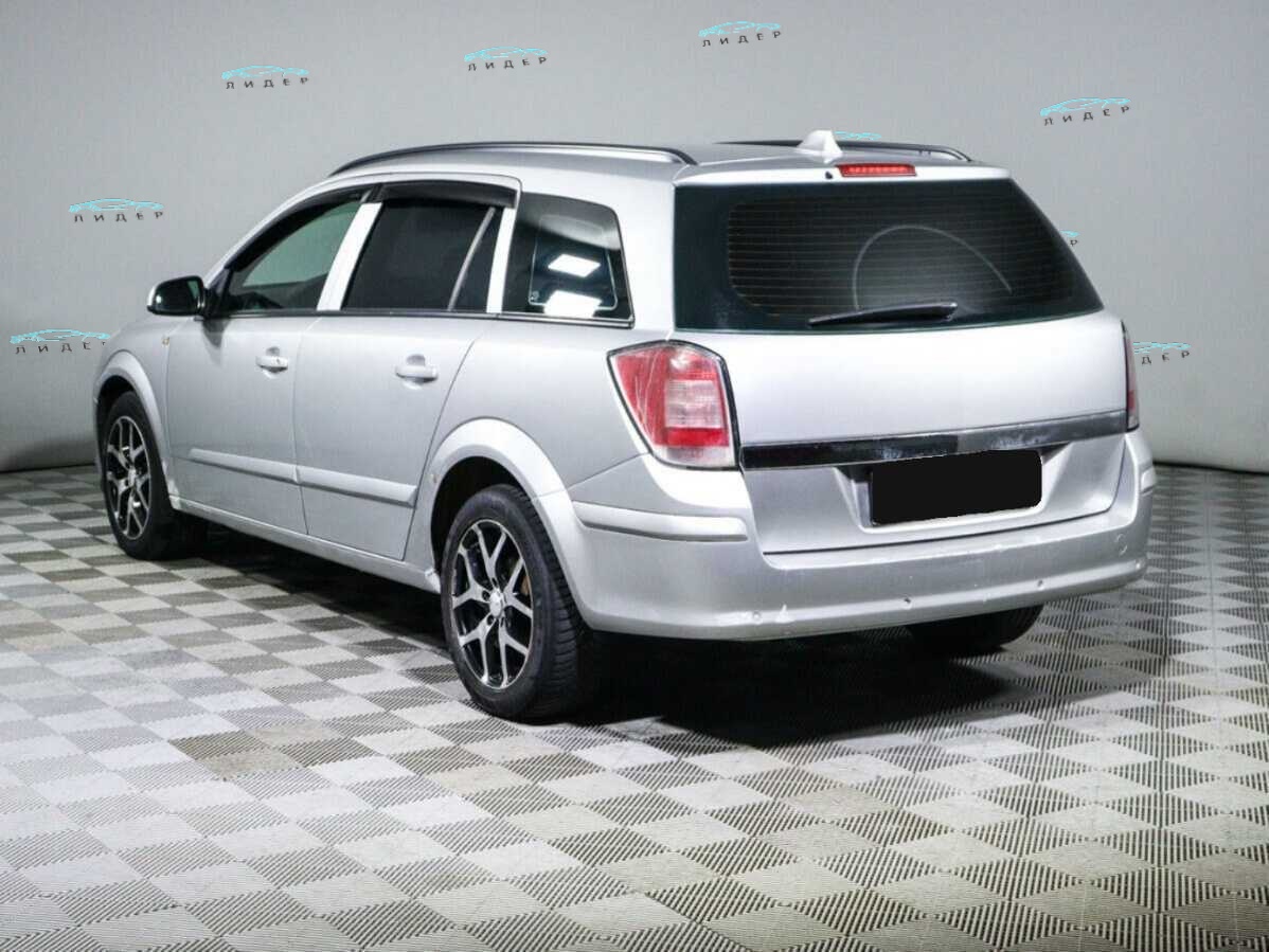 Б/У Опель Астра 2008 года. Фото: #5