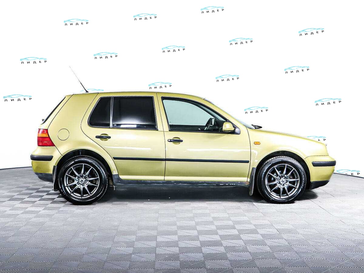 Б/У Фольксваген Гольф 1999 года. Фото: #3