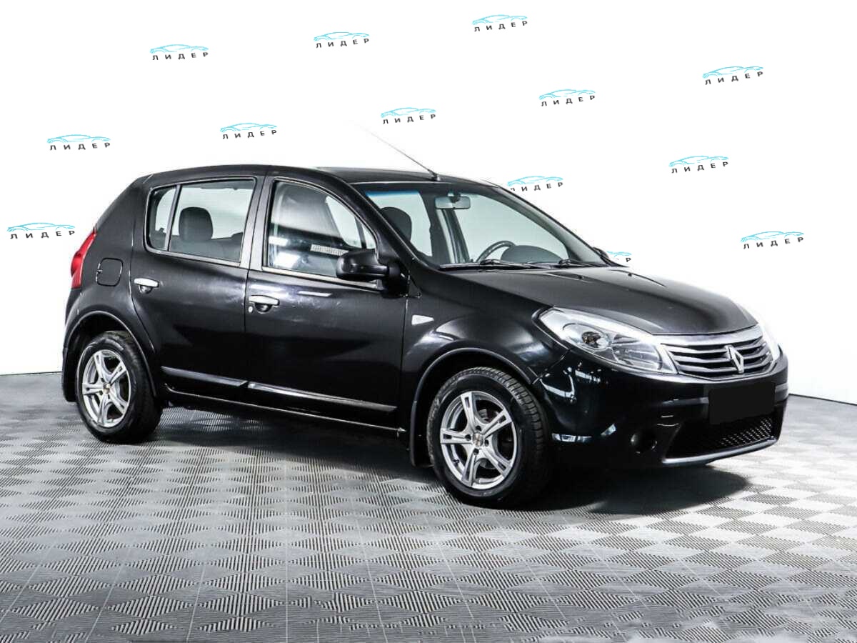 Б/У Рено Сандеро 2011 года. Фото: #2