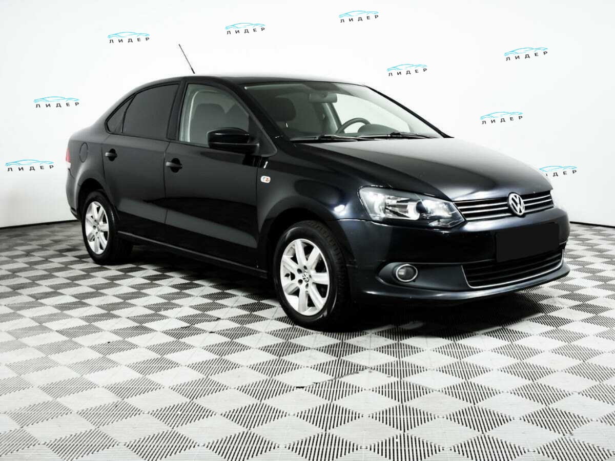 Б/У Фольксваген Поло 2010 года. Фото: #2