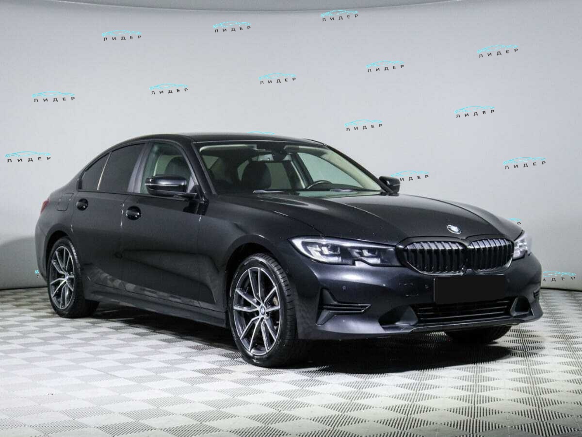 Б/У БМВ 3 серии 2020 года. Фото: #2
