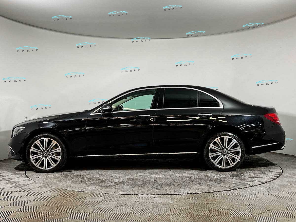 Б/У Мерседес-Бенц Е-Класс 2018 года. Фото: #7