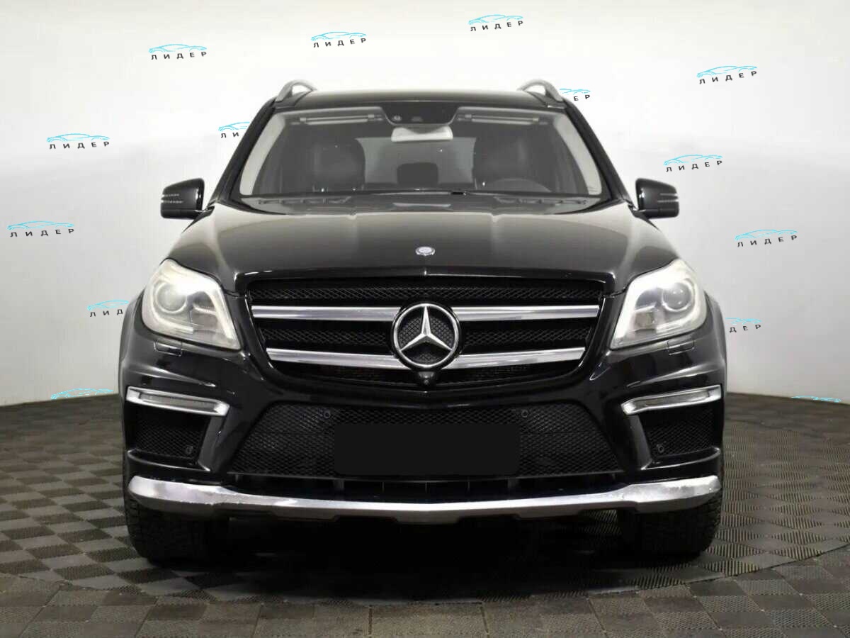 Б/У Мерседес-Бенц ГЛ-Класс 2013 года. Фото: #1