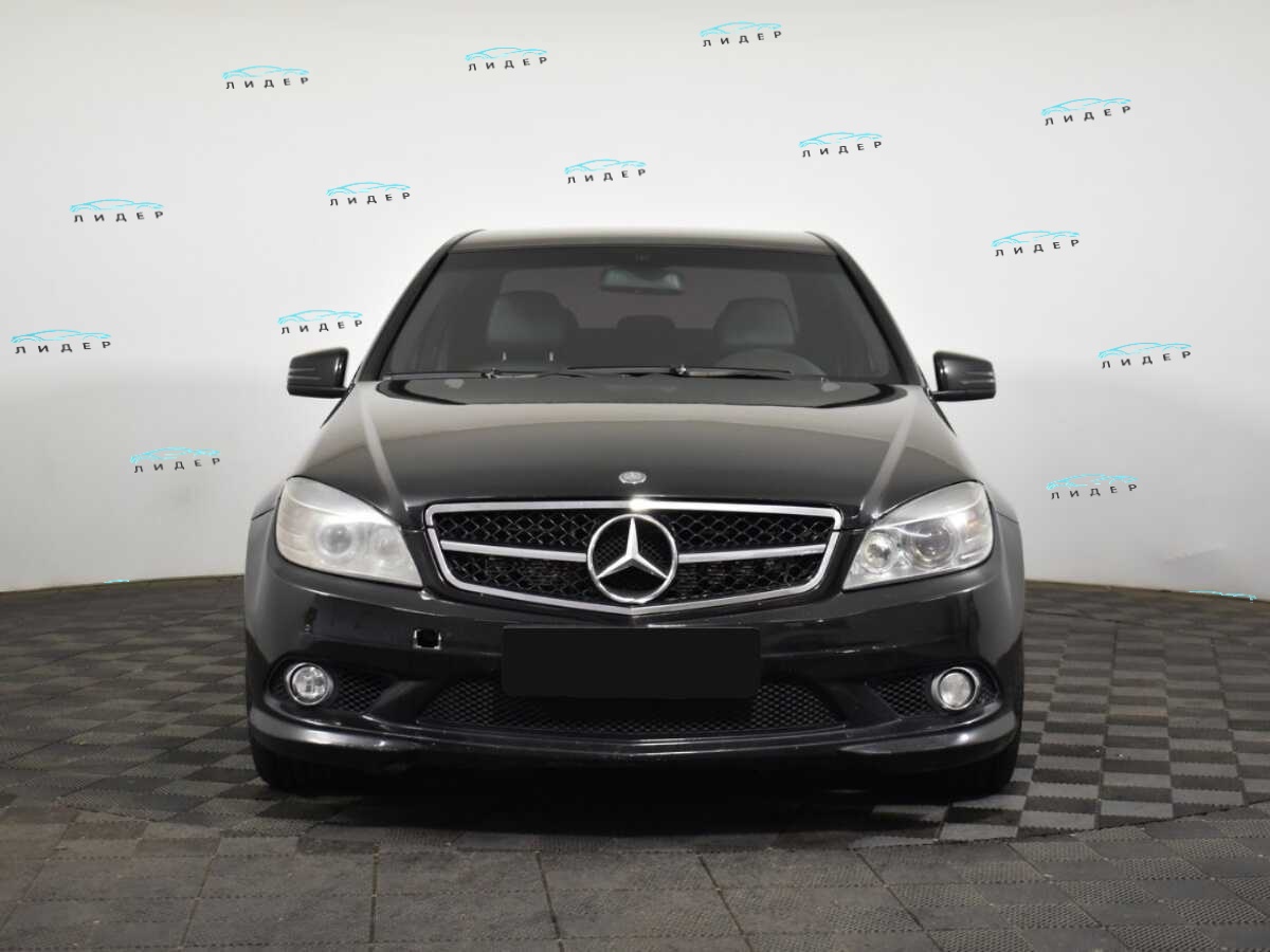 Б/У Мерседес-Бенц Ц-Класс 2009 года. Фото: #1