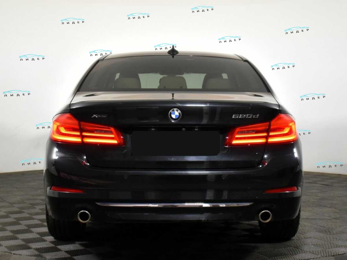 Б/У БМВ 5 серии 2019 года. Фото: #4