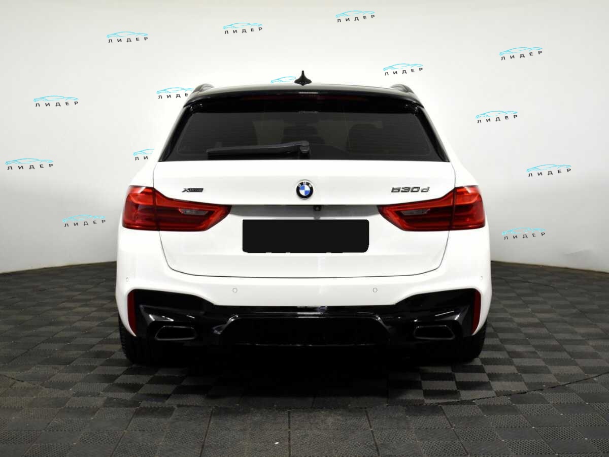 Б/У БМВ 5 серии 2018 года. Фото: #4