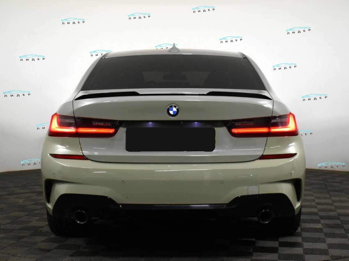 Б/У БМВ 3 серии 2020 года. Фото: #4