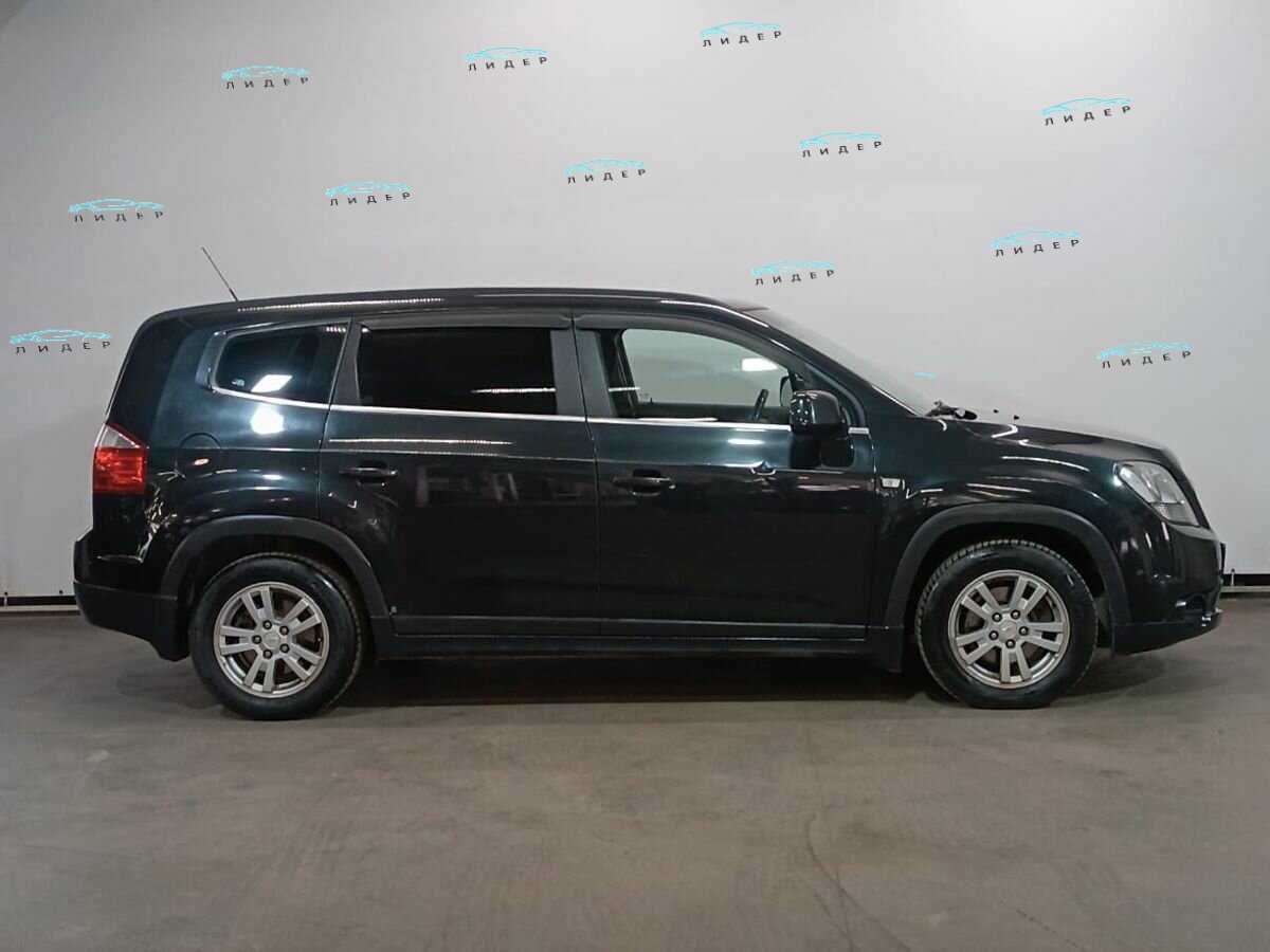 Б/У Шевроле Орландо 2012 года. Фото: #4