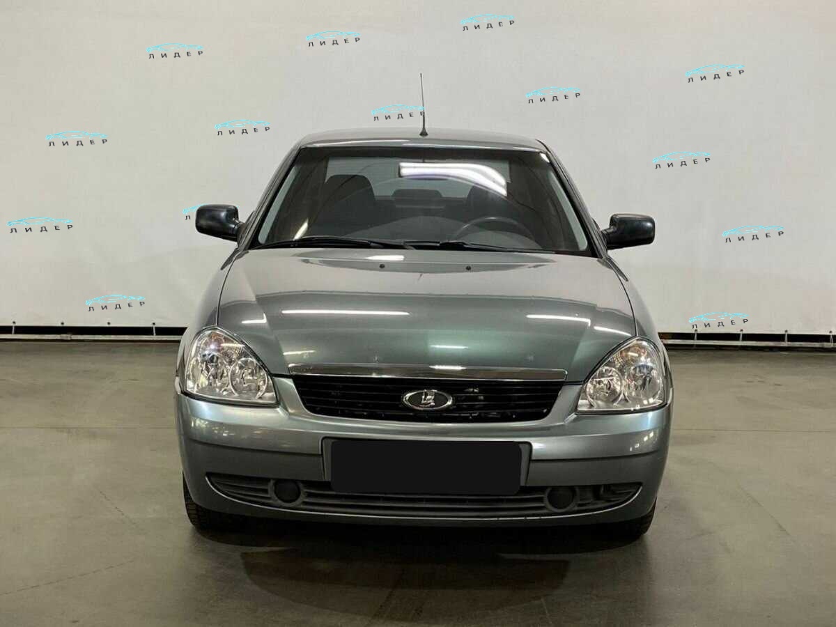 Б/У Лада (ВАЗ) Приора 2011 года. Фото: #1