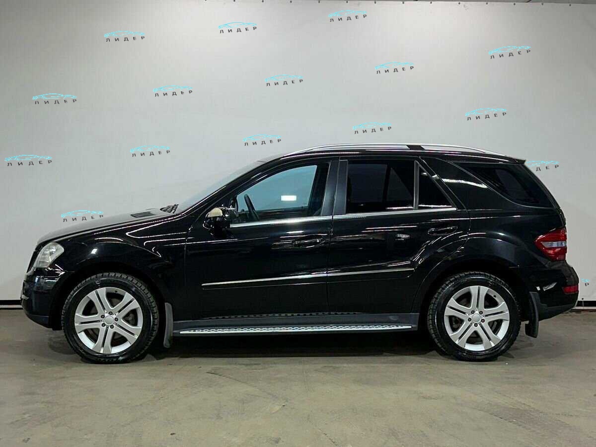 Б/У Мерседес-Бенц М-Класс 2009 года. Фото: #6