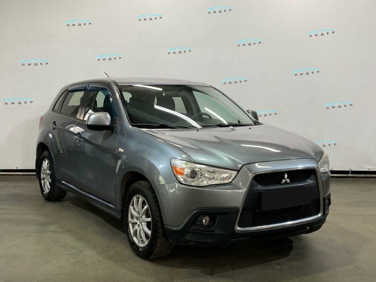 Б/У Митсубиши АС-Икс 2011 года. Фото: #2