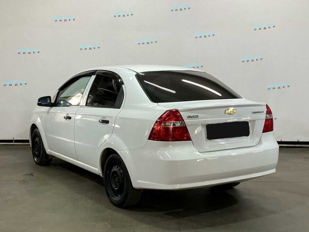 Б/У Шевроле Авео 2011 года. Фото: #6