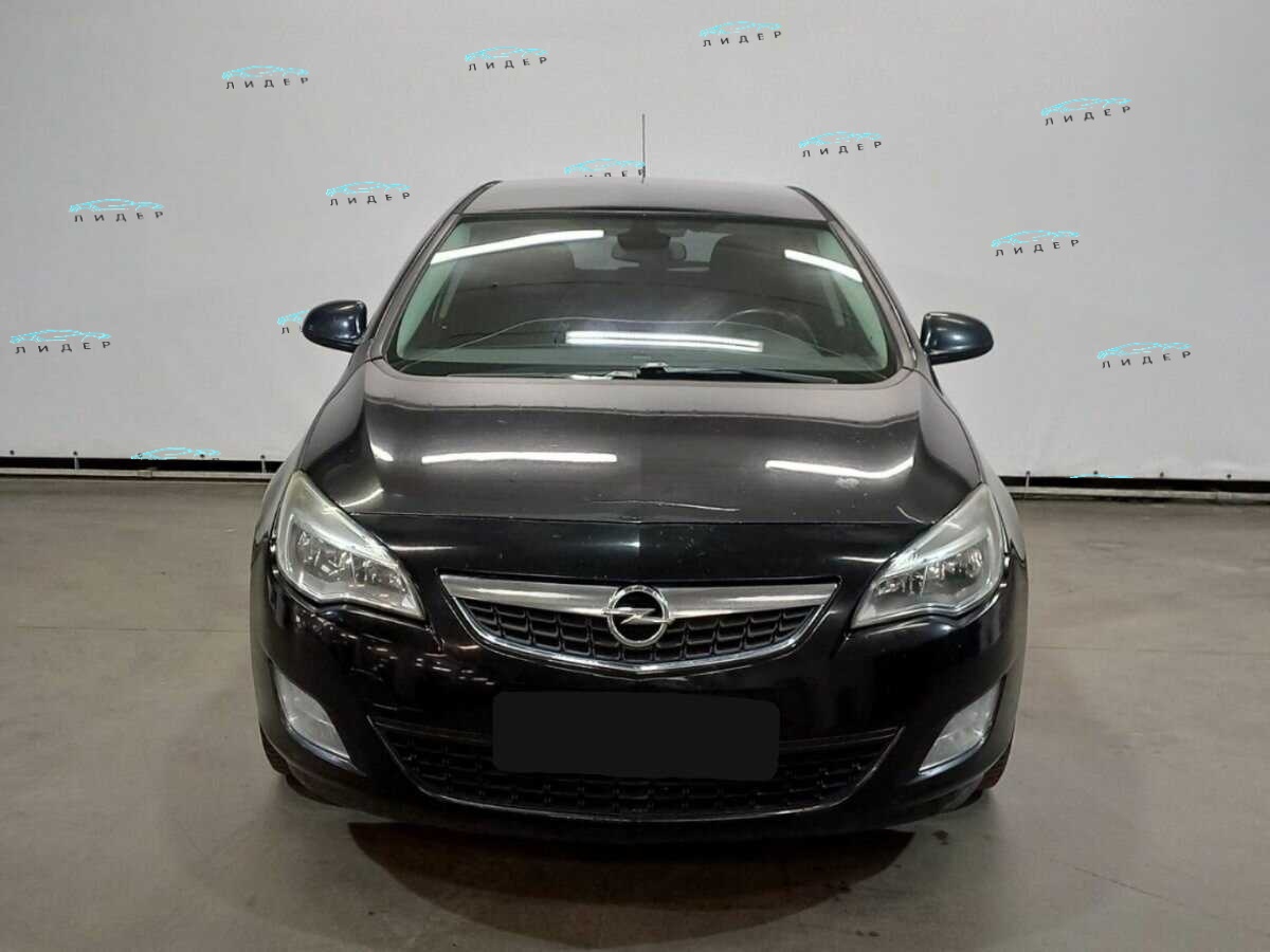 Б/У Опель Астра 2010 года. Фото: #1