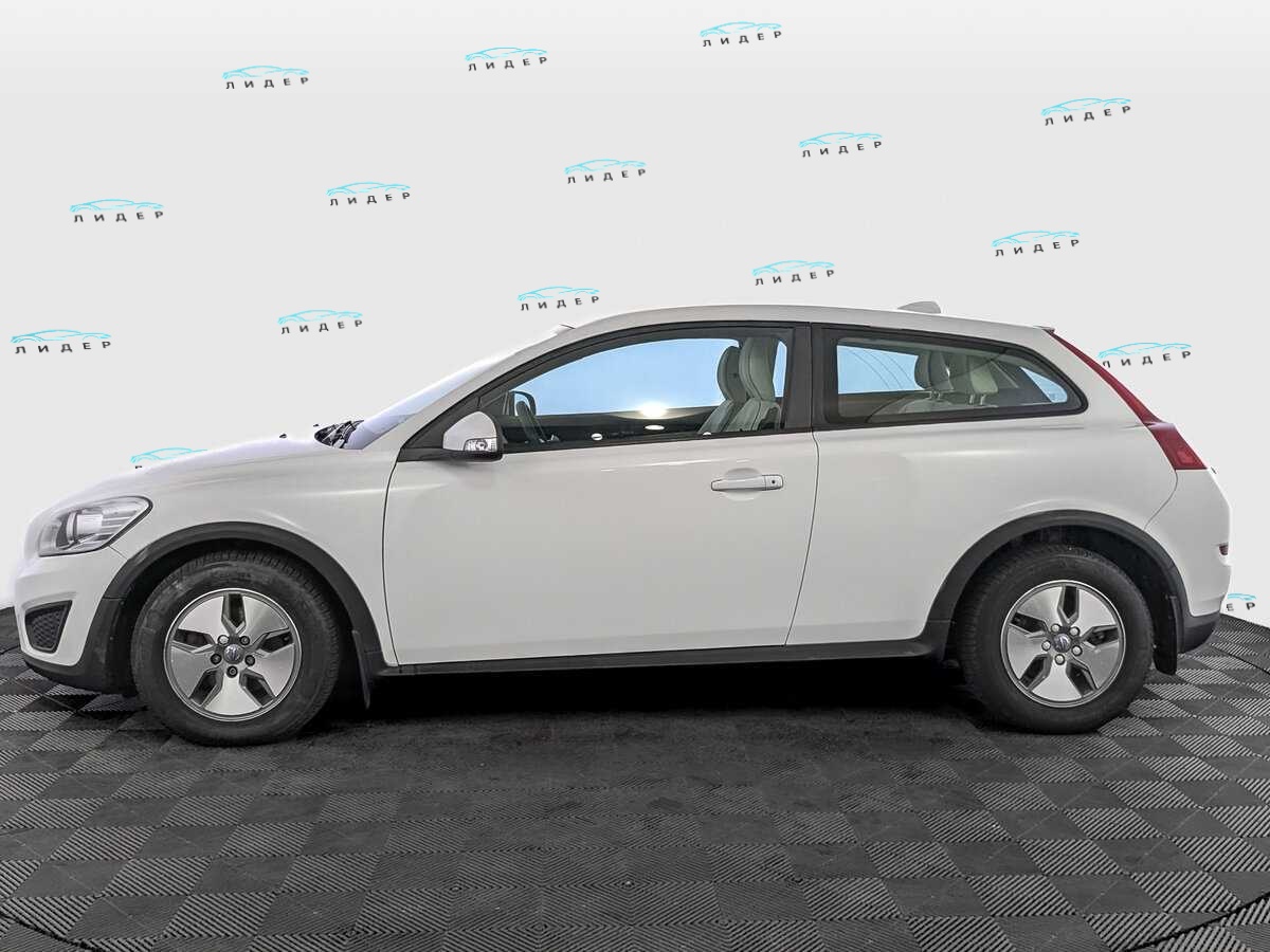 Б/У Вольво Ц30 2012 года. Фото: #7