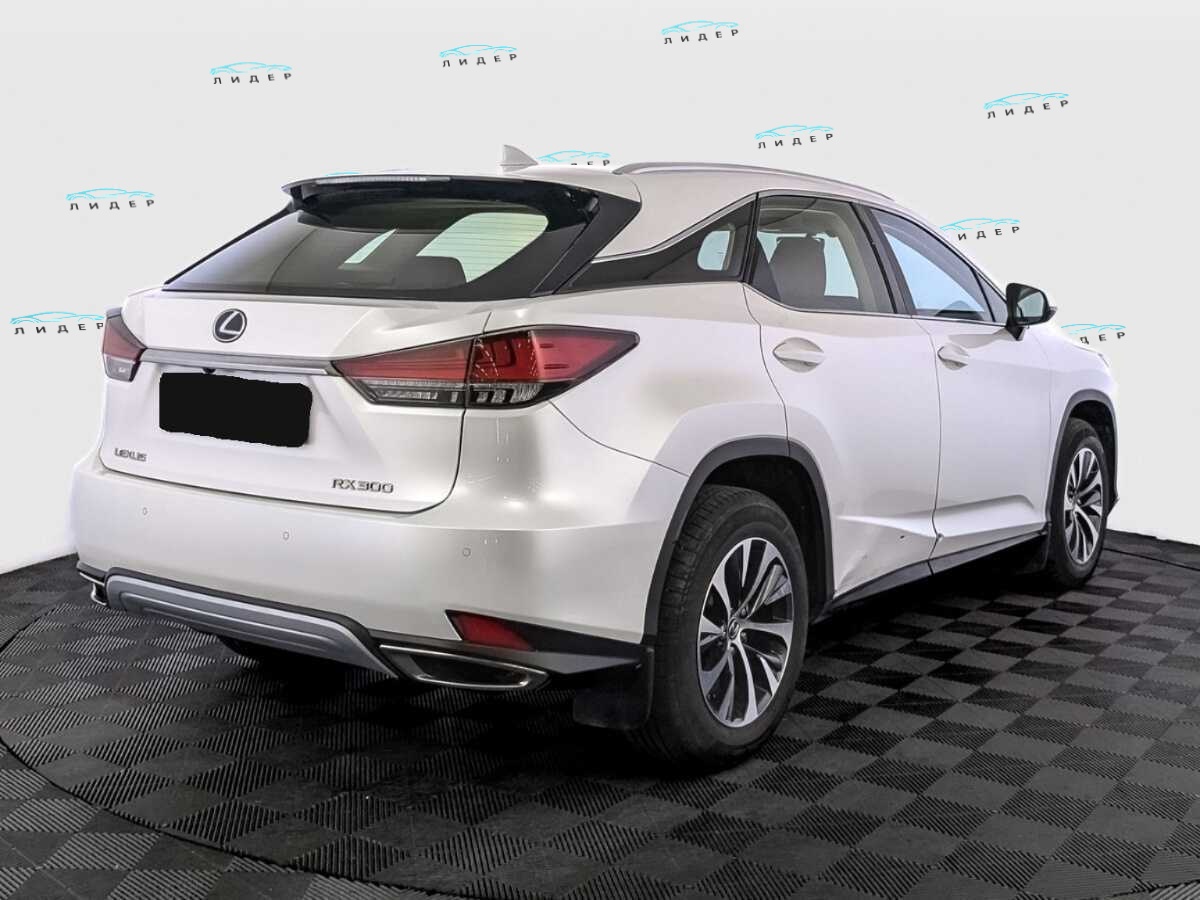 Б/У Лексус Р-Икс 2020 года. Фото: #4