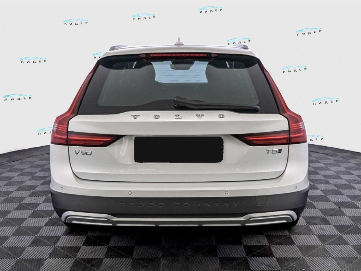 Б/У Вольво В90 Кросс Кантри 2021 года. Фото: #5