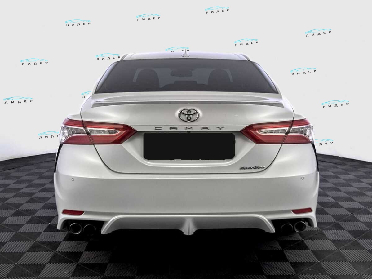 Б/У Тойота Камри 2023 года. Фото: #5