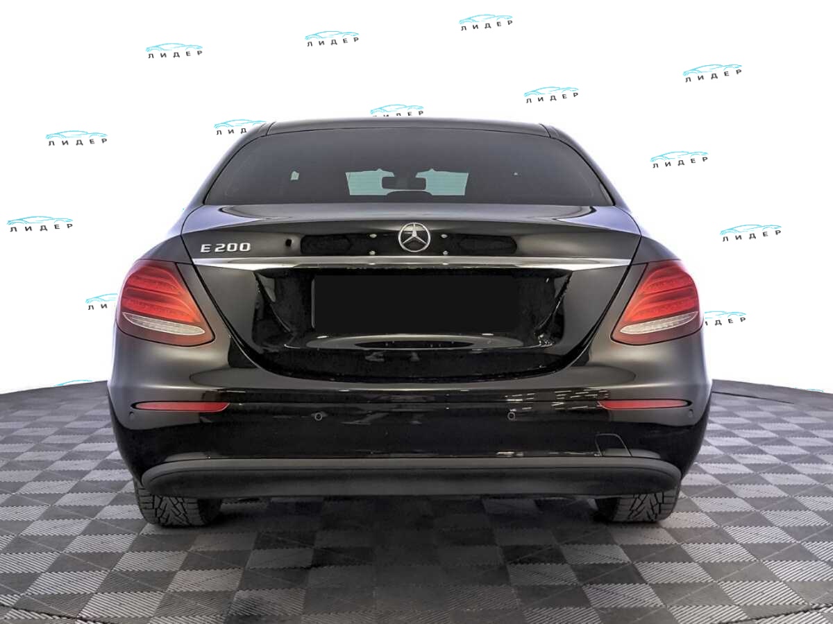 Б/У Мерседес-Бенц Е-Класс 2019 года. Фото: #5