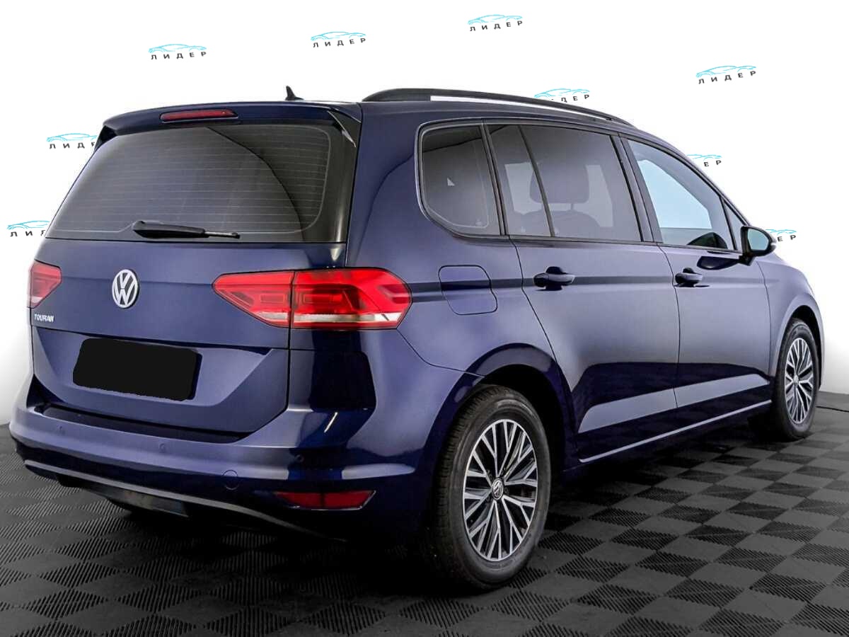 Б/У Фольксваген Туран 2018 года. Фото: #4