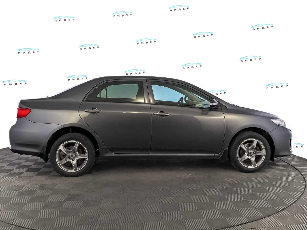 Б/У Тойота Королла 2010 года. Фото: #3