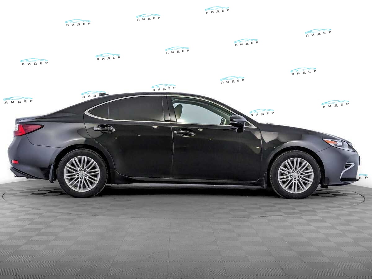 Б/У Лексус ЕС 2018 года. Фото: #3