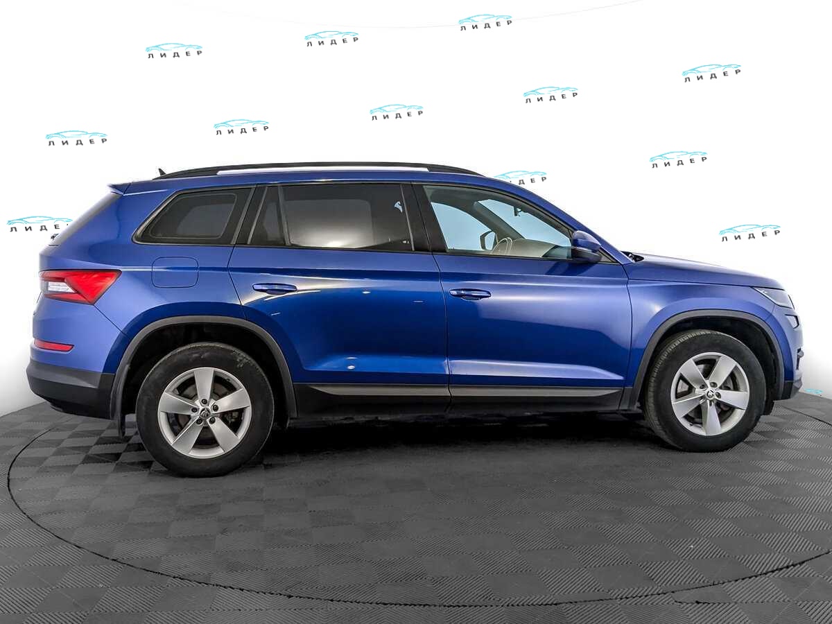 Б/У Шкода Кодиак 2021 года. Фото: #3