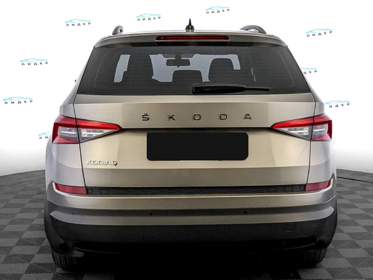 Б/У Шкода Кодиак 2021 года. Фото: #5