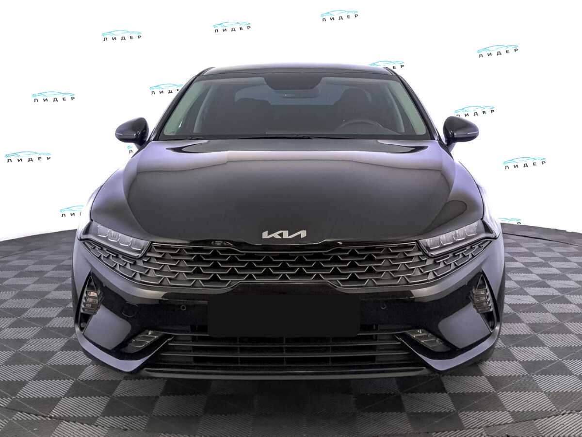 Б/У Киа К5 2023 года. Фото: #1