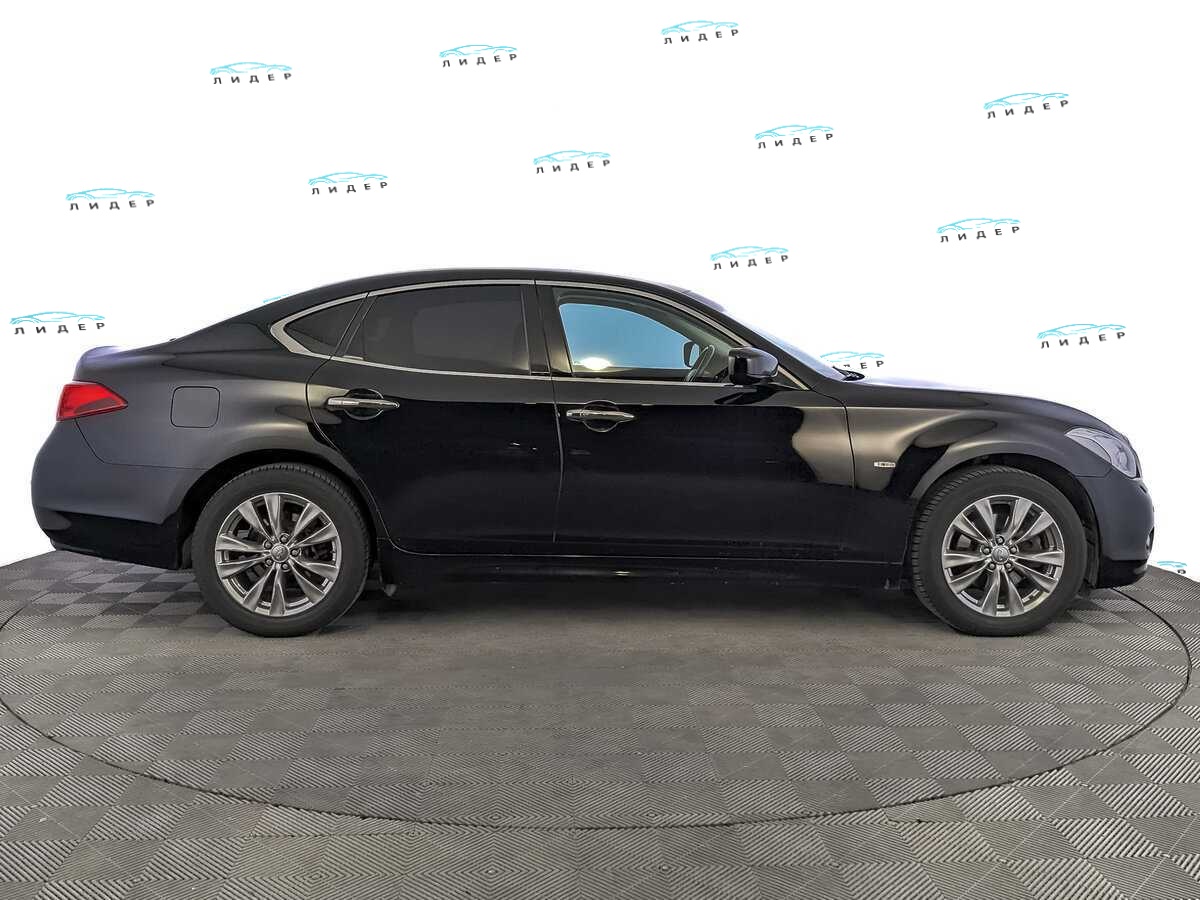 Б/У Инфинити К70 2014 года. Фото: #3