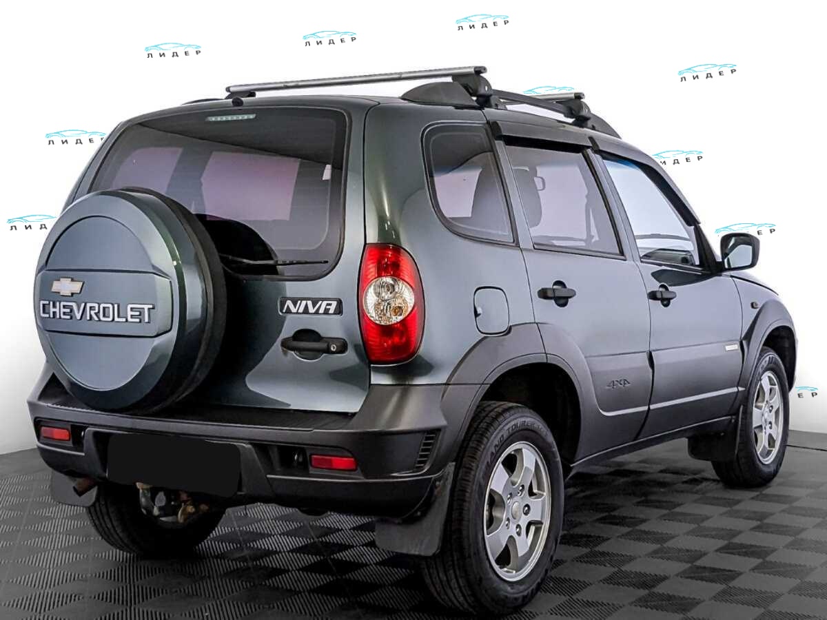 Б/У Шевроле Нива 2017 года. Фото: #4